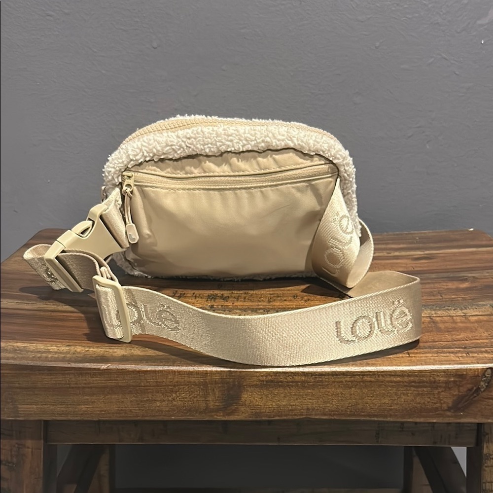 Lole Off-White Fleece Crossbody Bag - Picture 4 of 6